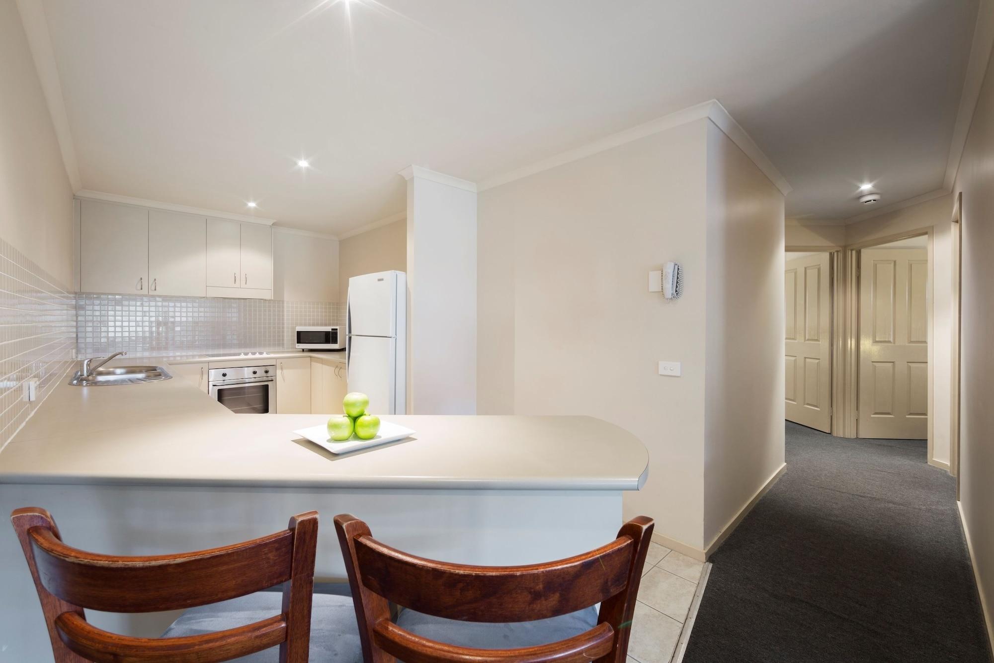 Canberra Parklands Central Apartment Hotel Official Екстер'єр фото