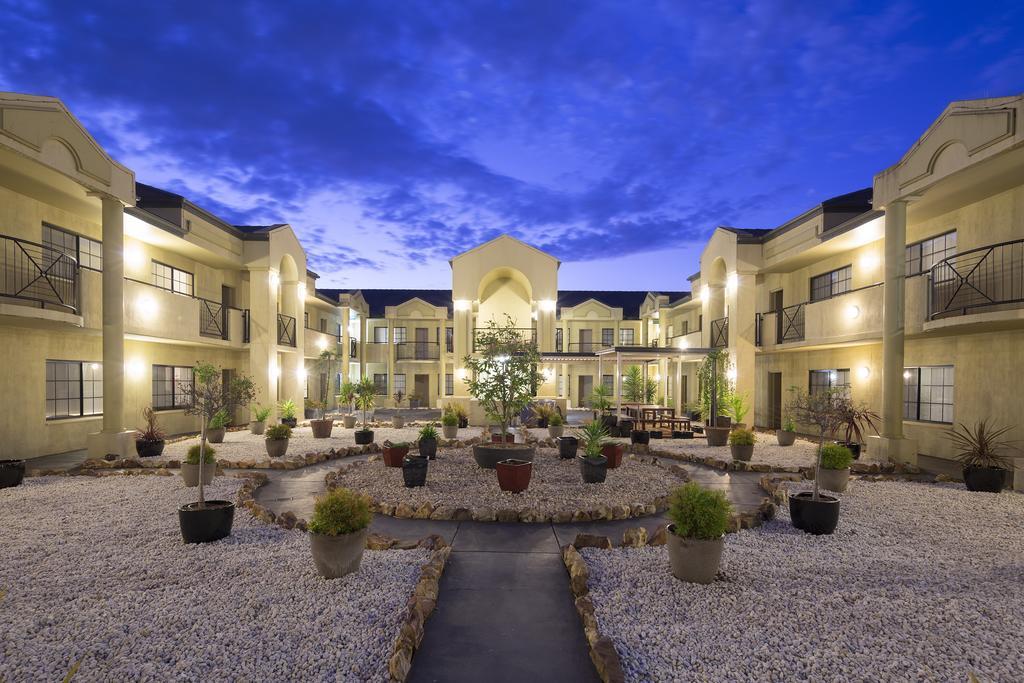 Canberra Parklands Central Apartment Hotel Official Екстер'єр фото