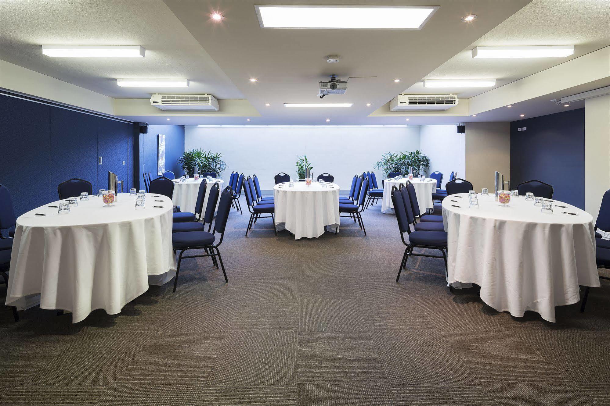 Canberra Parklands Central Apartment Hotel Official Екстер'єр фото