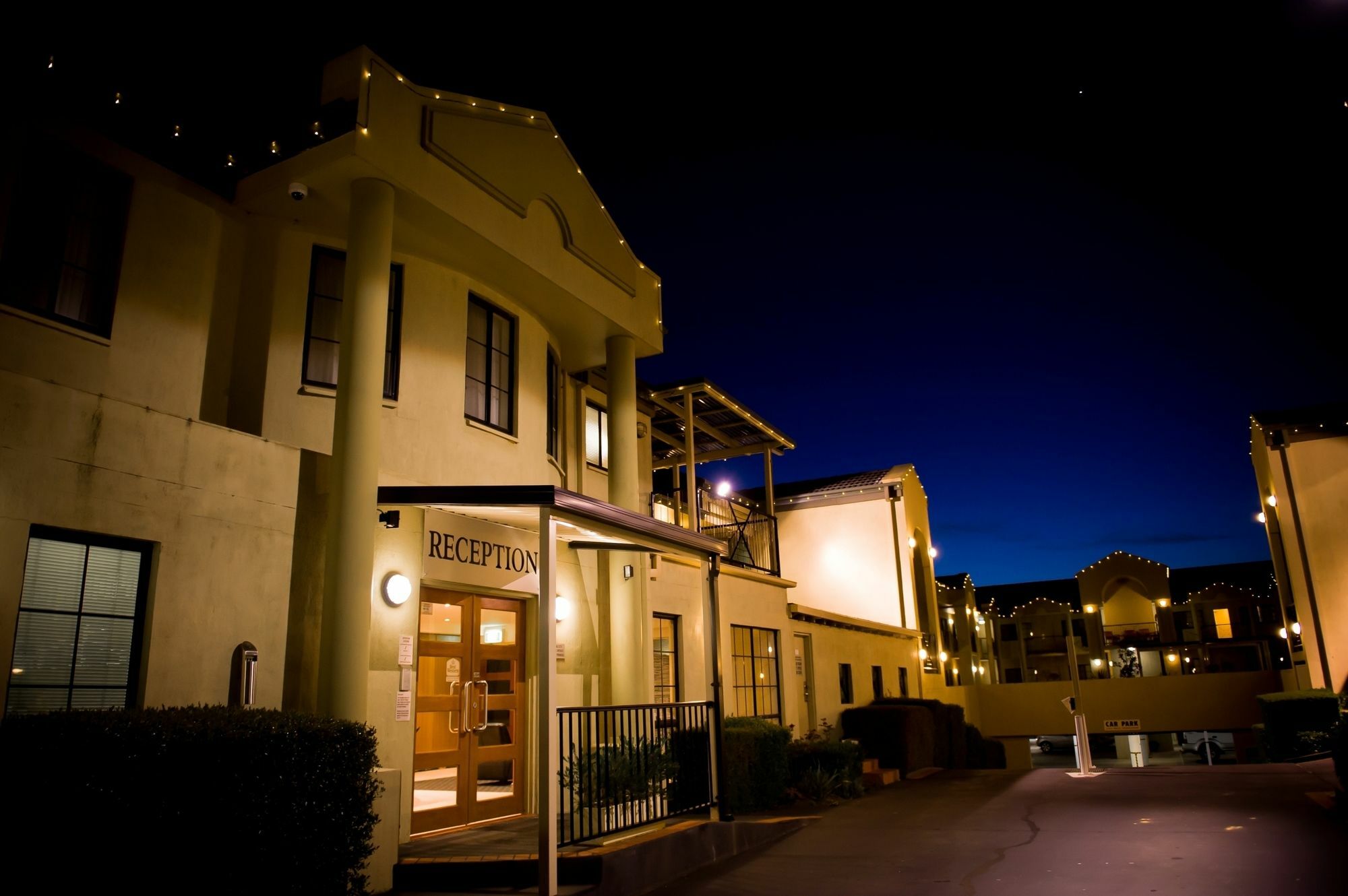Canberra Parklands Central Apartment Hotel Official Екстер'єр фото