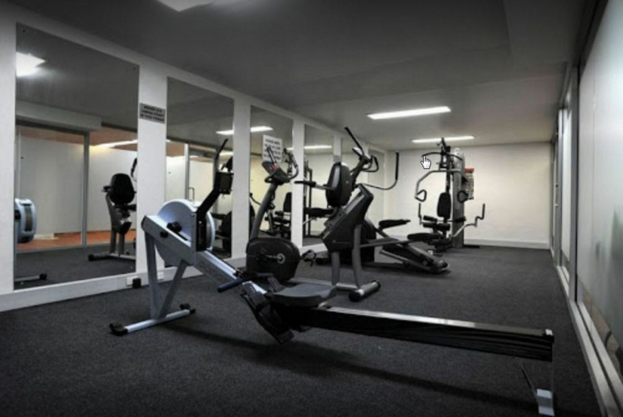 Canberra Parklands Central Apartment Hotel Official Екстер'єр фото